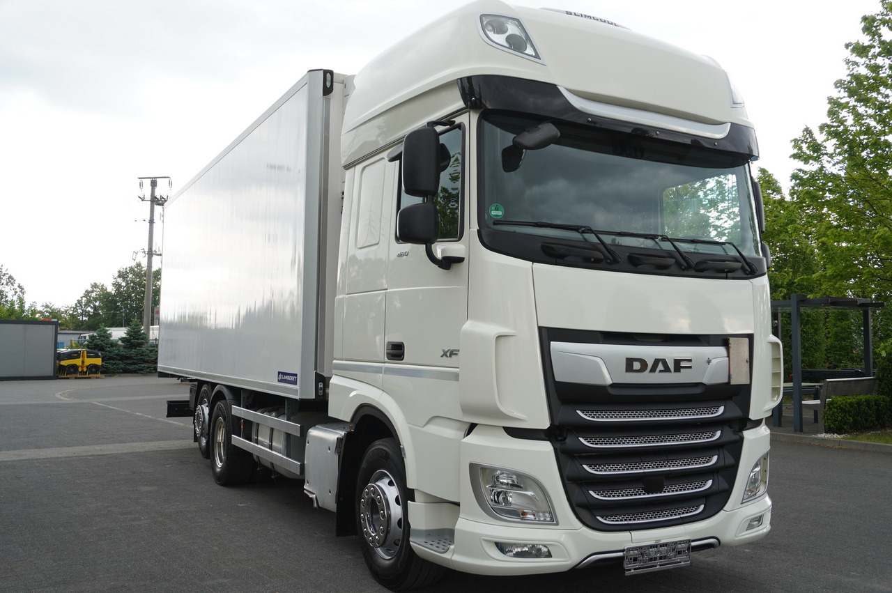 DAF XF 480 EURO 6/ 2021 / Lamberet Refrigerator / Carrier Vector 1550 - Camião frigorífico: foto 4 DAF XF 480 EURO 6/ 2021 / Lamberet Refrigerator / Carrier Vector 1550 - Camião frigorífico: foto 4