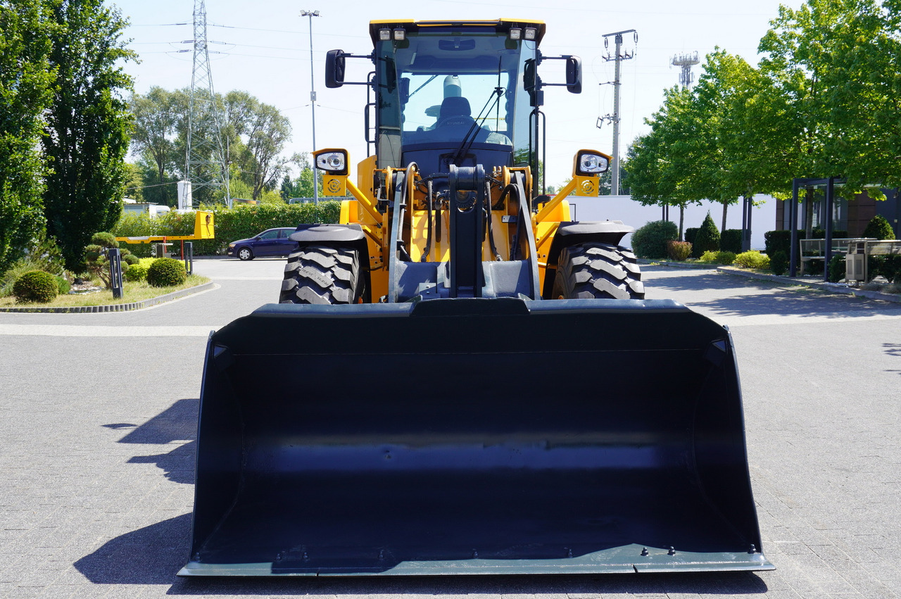 HYUNDAI HL940A articulated loader / year 2021 / weight 13.5t year of production 2021 - Pá carregadora de rodas: foto 5 HYUNDAI HL940A articulated loader / year 2021 / weight 13.5t year of production 2021 - Pá carregadora de rodas: foto 5