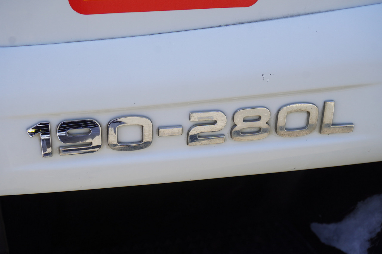 Leasing de IVECO EUROCARGO 190-280L / FASSI F135A / 8 M / Lift cap. 5580 kg IVECO EUROCARGO 190-280L / FASSI F135A / 8 M / Lift cap. 5580 kg: foto 12