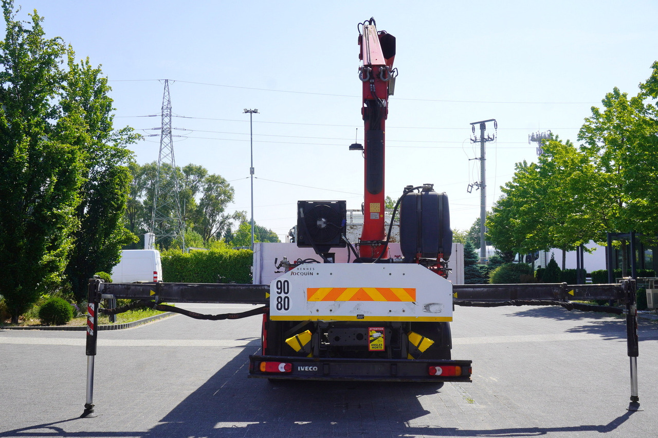 IVECO EUROCARGO 190-280L / FASSI F135A / 8 M / Lift cap. 5580 kg - Camião grua: foto 4 IVECO EUROCARGO 190-280L / FASSI F135A / 8 M / Lift cap. 5580 kg - Camião grua: foto 4