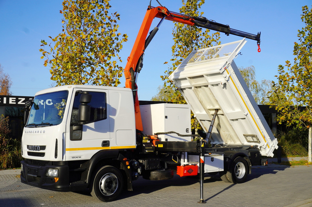 IVECO Eurocargo 120E18 Crane Palfinger / 3-way tipper / sleeper cab - Camião grua: foto 1 IVECO Eurocargo 120E18 Crane Palfinger / 3-way tipper / sleeper cab - Camião grua: foto 1