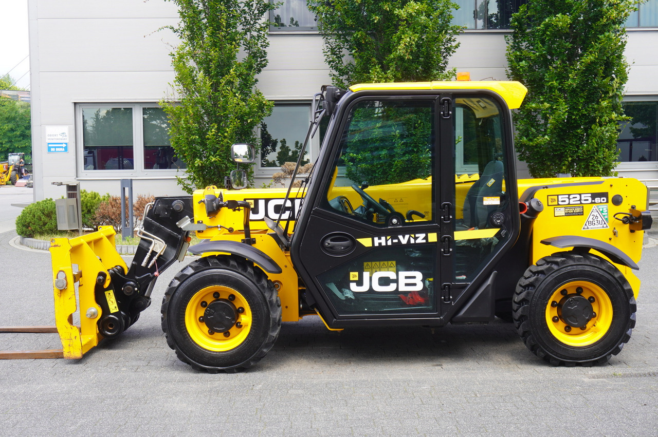 JCB 525-60T5 / 2022 / 860 MTH! / 2.5 T / Reach 6 m / joystick - Empilhador telescópico: foto 3 JCB 525-60T5 / 2022 / 860 MTH! / 2.5 T / Reach 6 m / joystick - Empilhador telescópico: foto 3