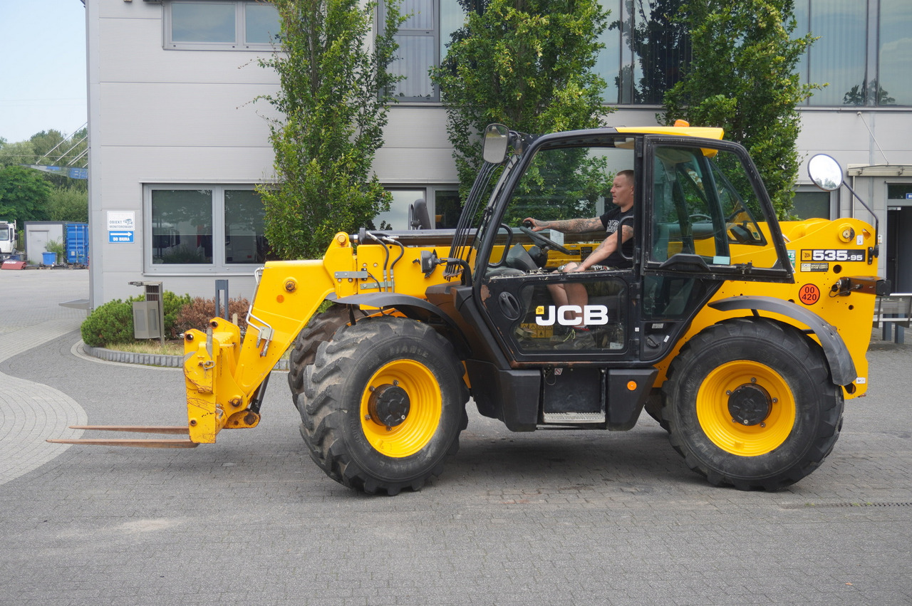 Pá carregadora telescópica JCB 535-95 / 3.5 T / range 9.5 m / joystick / 2021: foto 12