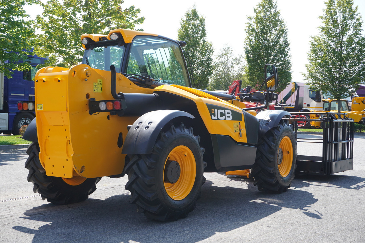 JCB 535-95 / 3.5 T / range 9.5 m / joystick - Empilhador telescópico: foto 5 JCB 535-95 / 3.5 T / range 9.5 m / joystick - Empilhador telescópico: foto 5