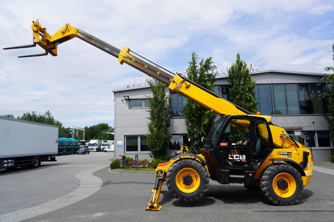 Leasing de JCB 540-140 telescopic loader / 14 m range / 1800 MTH JCB 540-140 telescopic loader / 14 m range / 1800 MTH: foto 12 Leasing de JCB 540-140 telescopic loader / 14 m range / 1800 MTH JCB 540-140 telescopic loader / 14 m range / 1800 MTH: foto 12