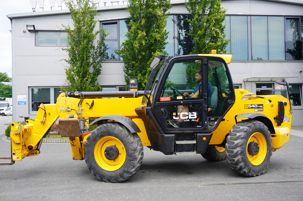 Leasing de JCB 540-140 telescopic loader / 14 m range / 1800 MTH JCB 540-140 telescopic loader / 14 m range / 1800 MTH: foto 9 Leasing de JCB 540-140 telescopic loader / 14 m range / 1800 MTH JCB 540-140 telescopic loader / 14 m range / 1800 MTH: foto 9
