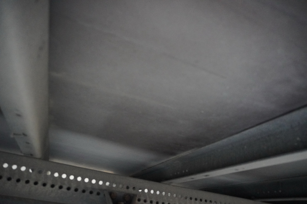 Toldo carroçaria JUNGE Body Tarpaulin JUNGE / 18 Europallets / 2015: foto 12 Toldo carroçaria JUNGE Body Tarpaulin JUNGE / 18 Europallets / 2015: foto 12