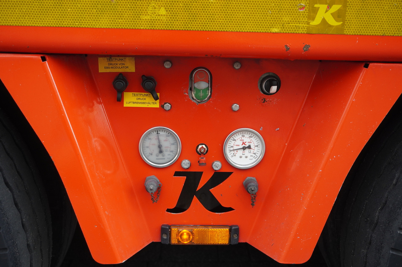 Semi-reboque baixa KÄSSBOHRER LB2 TIEF-BETT low loader semi-trailer / 16.5 m / Extendable semi-trailer / steered axles / 2 units: foto 32 Semi-reboque baixa KÄSSBOHRER LB2 TIEF-BETT low loader semi-trailer / 16.5 m / Extendable semi-trailer / steered axles / 2 units: foto 32