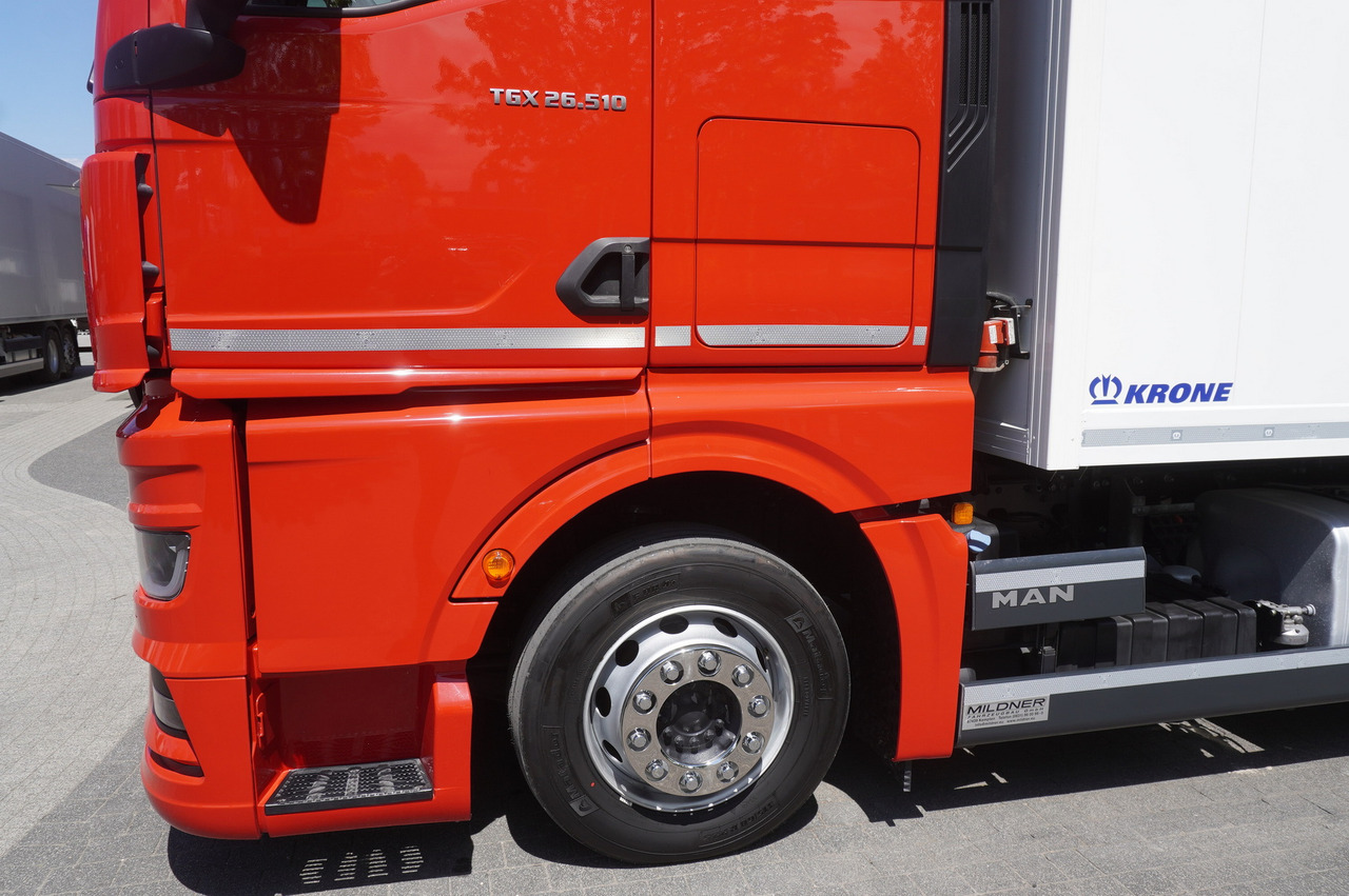 Camião frigorífico MAN GX 26.510 / 2022 / NEW Krone bitemperature refrigerated truck / Carrier Supra 850 MT / 4 units: foto 19