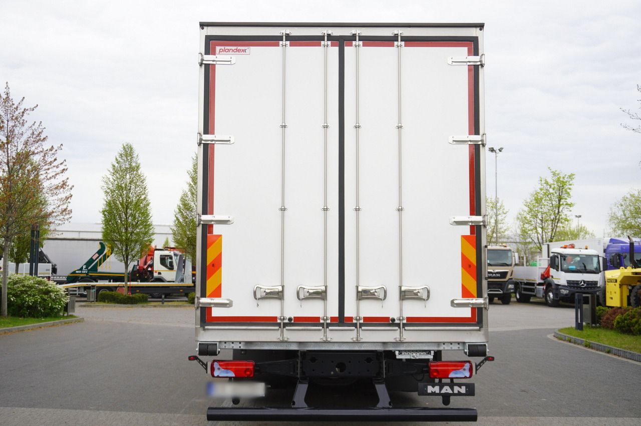 MAN New MAN TGX 26.400 / New Isotherm Plandex 23 Pallets / Warranty - Camião furgão: foto 3 MAN New MAN TGX 26.400 / New Isotherm Plandex 23 Pallets / Warranty - Camião furgão: foto 3