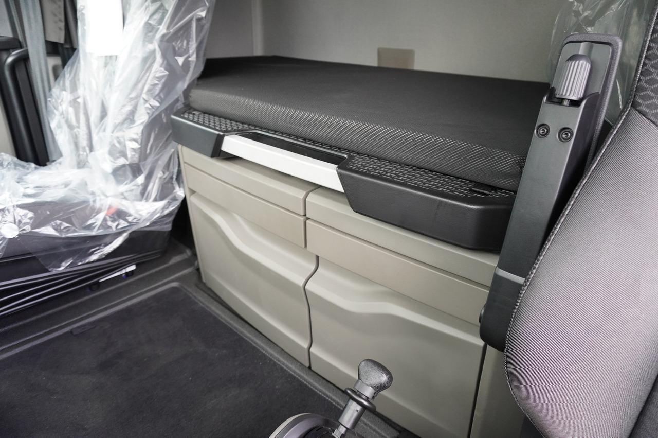 Camião frigorífico novo MAN New TGX 26.400 / NEW IGLOOCAR refrigerator 20 pallets / 6×2 / 2024 / 2 units: foto 21