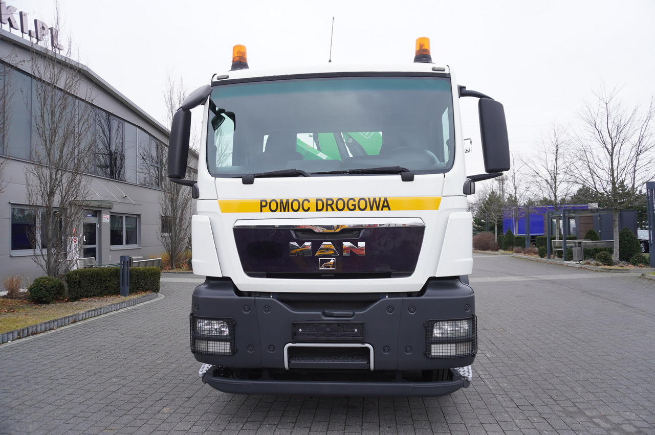 MAN TGS 35.360 E5 8x2 / HDS HIAB XS 166 HIDUO / 6.2 t lifting capacity / 12 m reach - Camião grua: foto 4 MAN TGS 35.360 E5 8x2 / HDS HIAB XS 166 HIDUO / 6.2 t lifting capacity / 12 m reach - Camião grua: foto 4