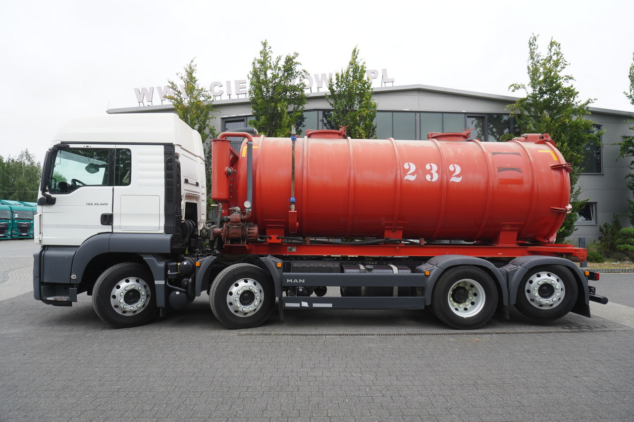 MAN TGS 35.420 8×2 / NEW septic barrel 13000 L / 3 steered axles - Caminhão tanque: foto 2 MAN TGS 35.420 8×2 / NEW septic barrel 13000 L / 3 steered axles - Caminhão tanque: foto 2