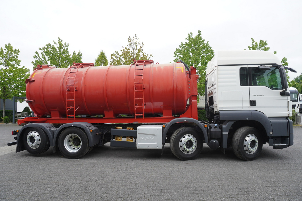 MAN TGS 35.420 8×2 / NEW septic barrel 13000 L / 3 steered axles - Caminhão tanque: foto 5 MAN TGS 35.420 8×2 / NEW septic barrel 13000 L / 3 steered axles - Caminhão tanque: foto 5