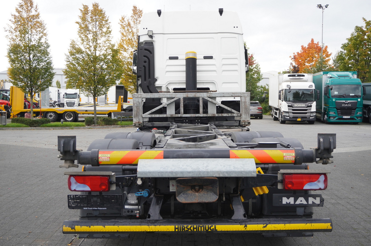 MAN TGX 26.470 6x2 COINTAINERKIPPER HYVA HIRMSCHLING / 200 tho. km! - Camião basculante: foto 3 MAN TGX 26.470 6x2 COINTAINERKIPPER HYVA HIRMSCHLING / 200 tho. km! - Camião basculante: foto 3