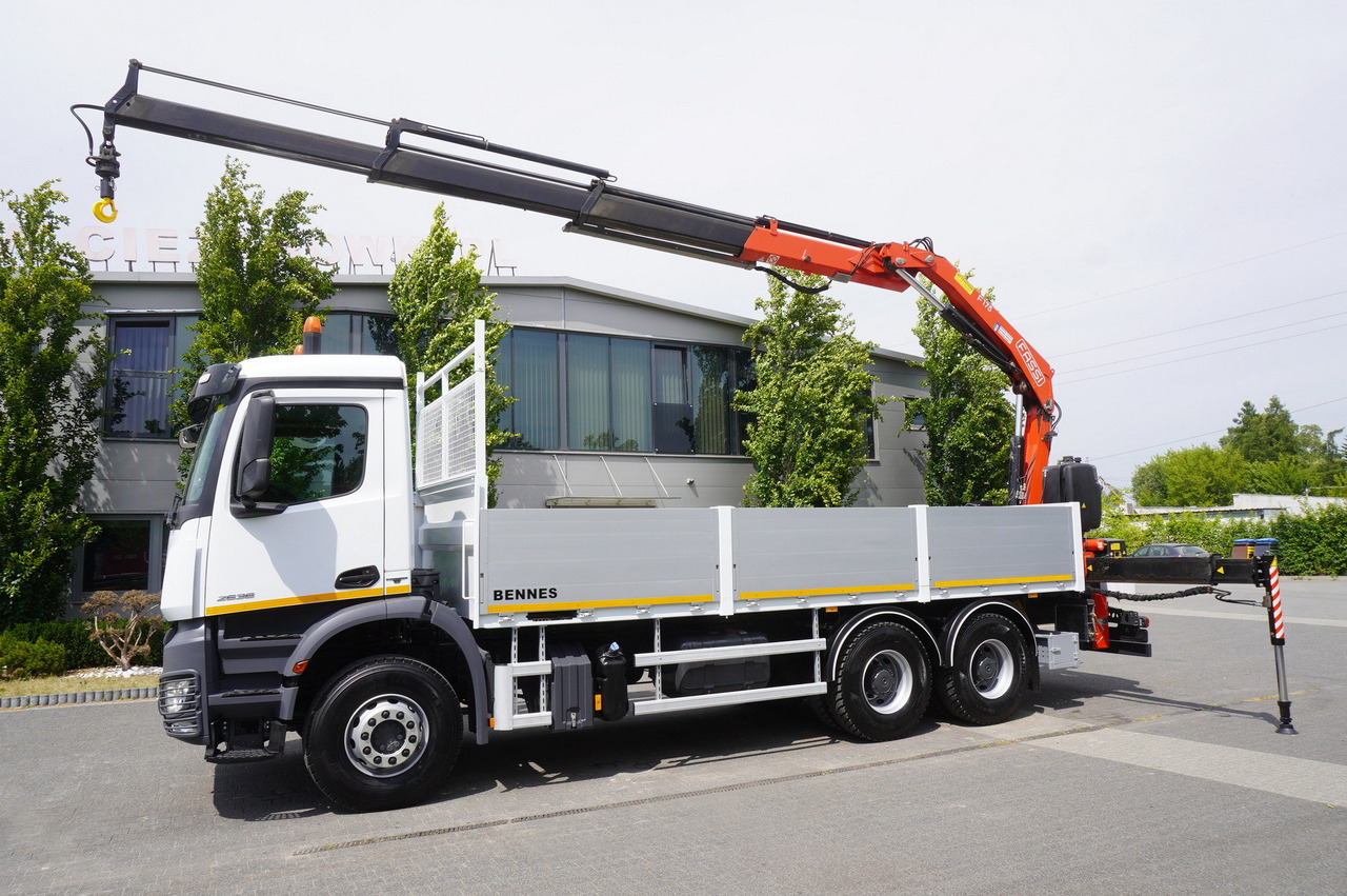 MERCEDES-BENZ AROCS 2636 Flatbed / HDS FASSI F175 7.7 T / 150,000 km - Camião grua: foto 4 MERCEDES-BENZ AROCS 2636 Flatbed / HDS FASSI F175 7.7 T / 150,000 km - Camião grua: foto 4