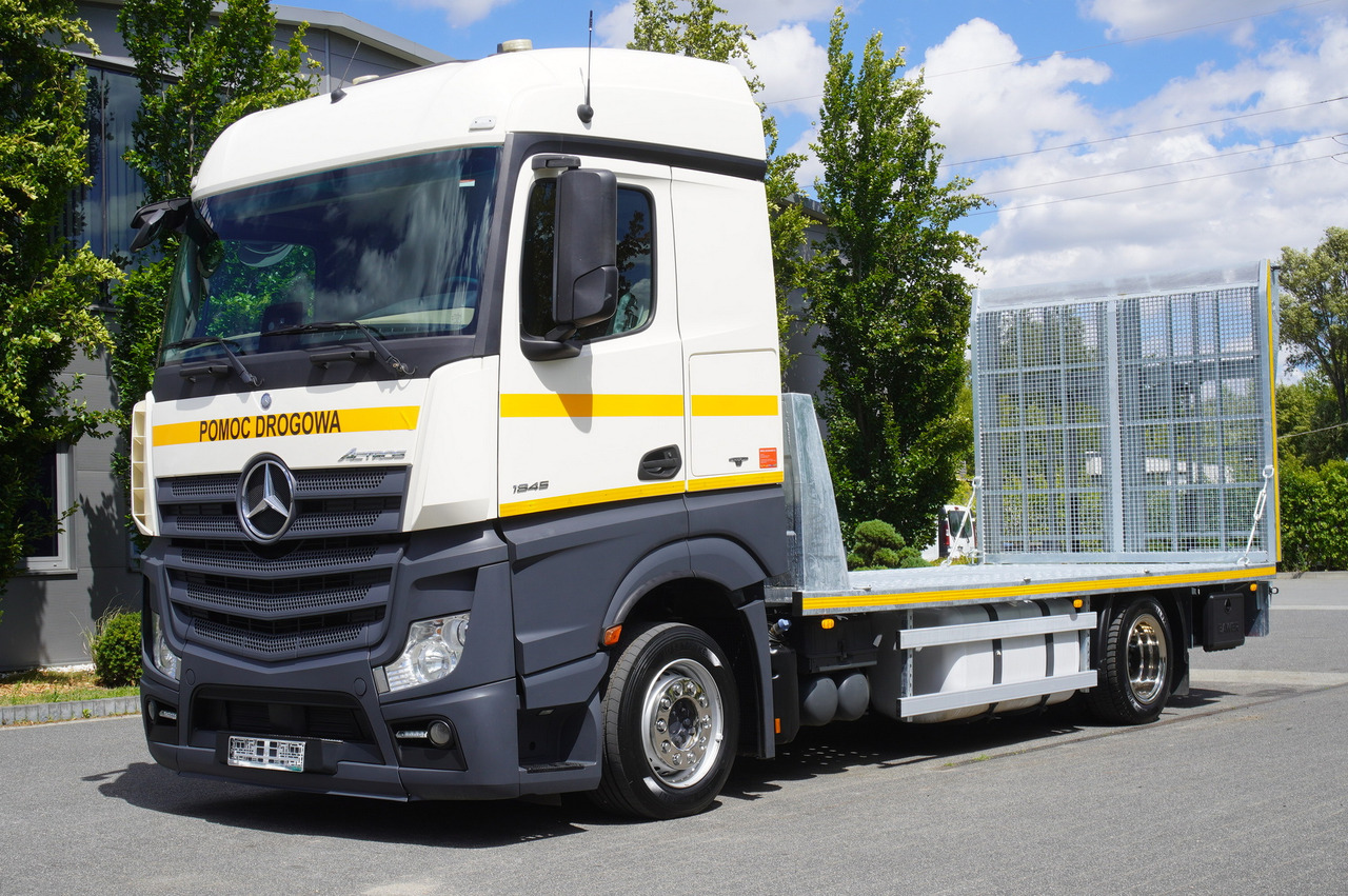 MERCEDES-BENZ Actros 1845 4×2 E6 / NEW tow truck platform 8.3 m / Sleeper cab - Camião transporte de veículos: foto 2 MERCEDES-BENZ Actros 1845 4×2 E6 / NEW tow truck platform 8.3 m / Sleeper cab - Camião transporte de veículos: foto 2