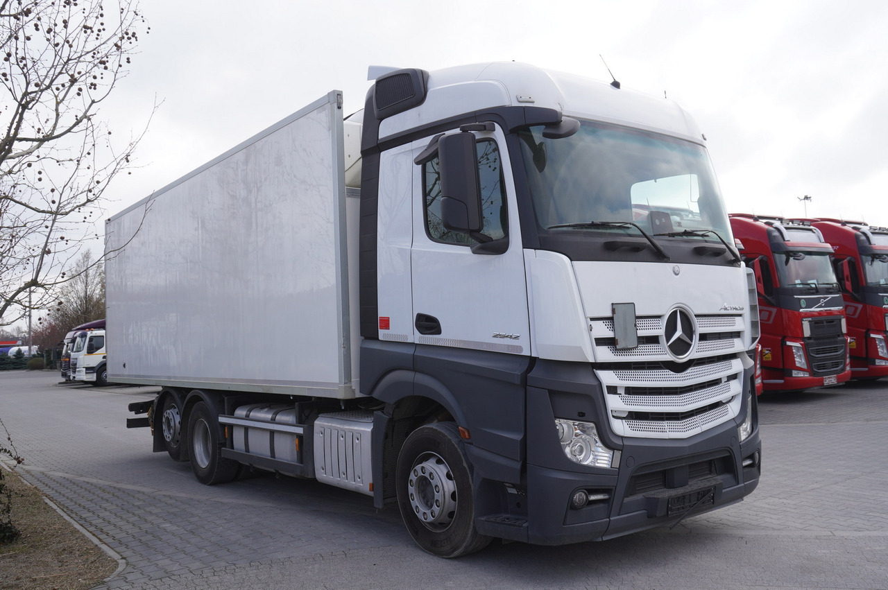 Camião frigorífico MERCEDES-BENZ Actros 2542 / GIGA cabin / Thermoking 1000R: foto 7