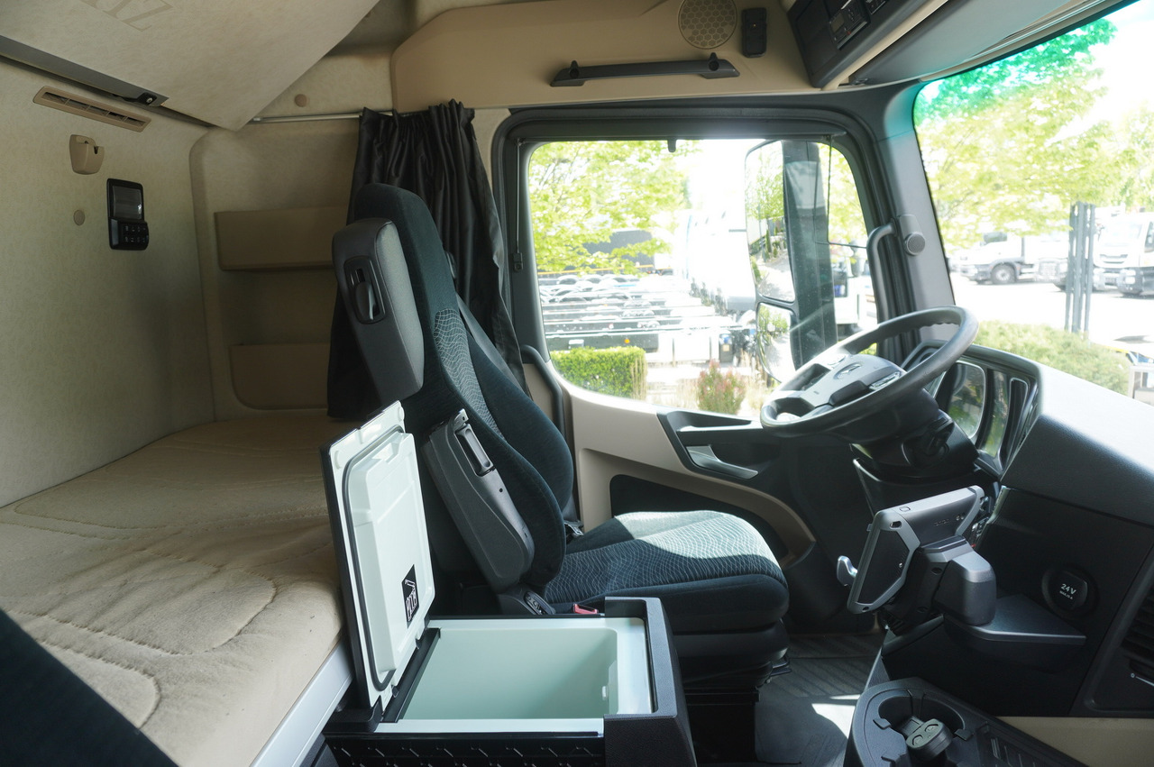 Leasing de MERCEDES-BENZ Actros 2542 / NEW tow truck / steered 3rd axle MERCEDES-BENZ Actros 2542 / NEW tow truck / steered 3rd axle: foto 28