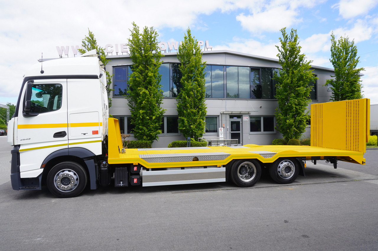 MERCEDES-BENZ Actros 2542 / NEW tow truck / steered 3rd axle - Camião transporte de veículos: foto 3 MERCEDES-BENZ Actros 2542 / NEW tow truck / steered 3rd axle - Camião transporte de veículos: foto 3