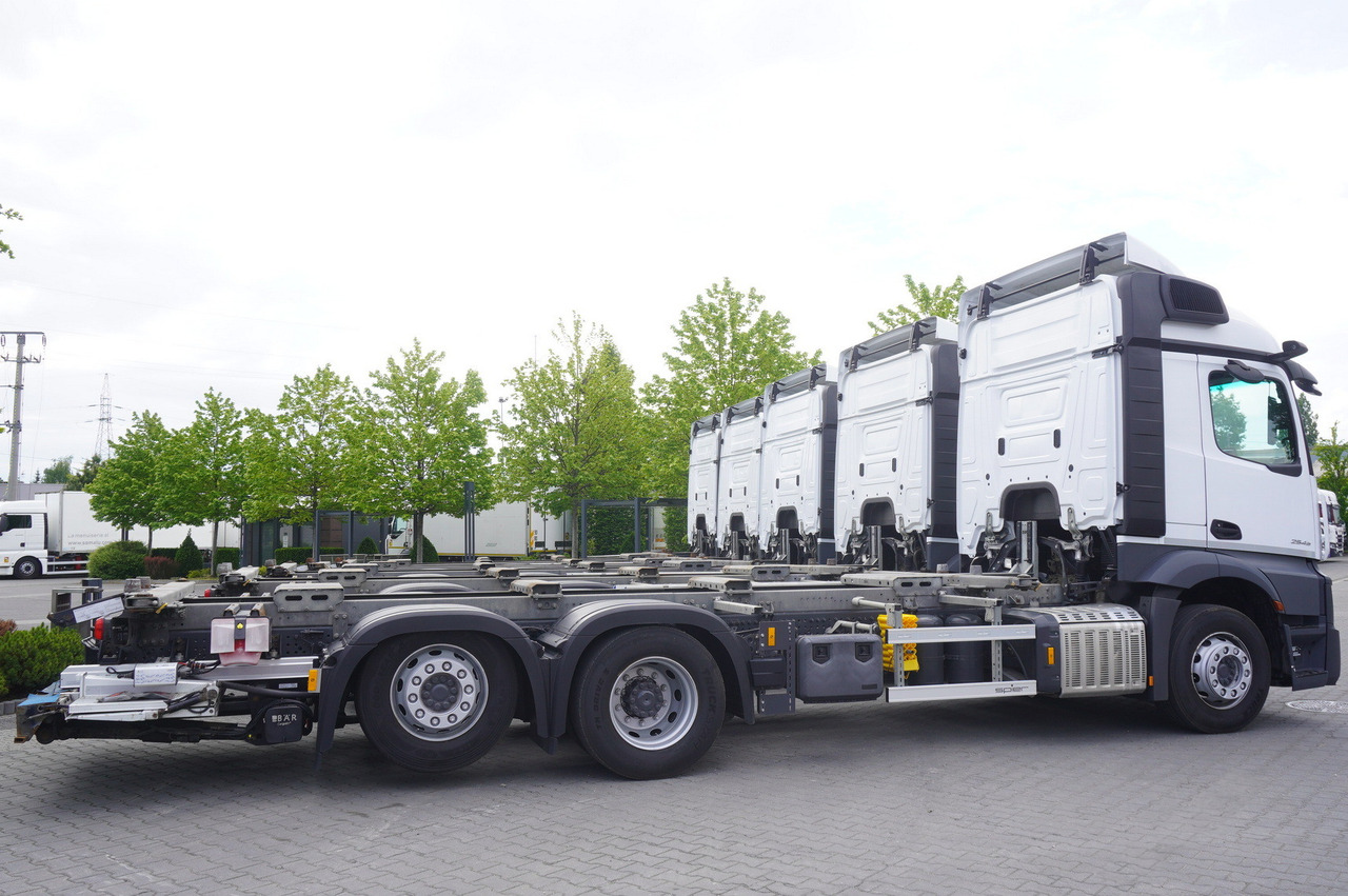 MERCEDES-BENZ Actros 2545 6×2 MP5 / ADR AT / 12 units - Camião transportador de contêineres/ Caixa móvel: foto 3 MERCEDES-BENZ Actros 2545 6×2 MP5 / ADR AT / 12 units - Camião transportador de contêineres/ Caixa móvel: foto 3