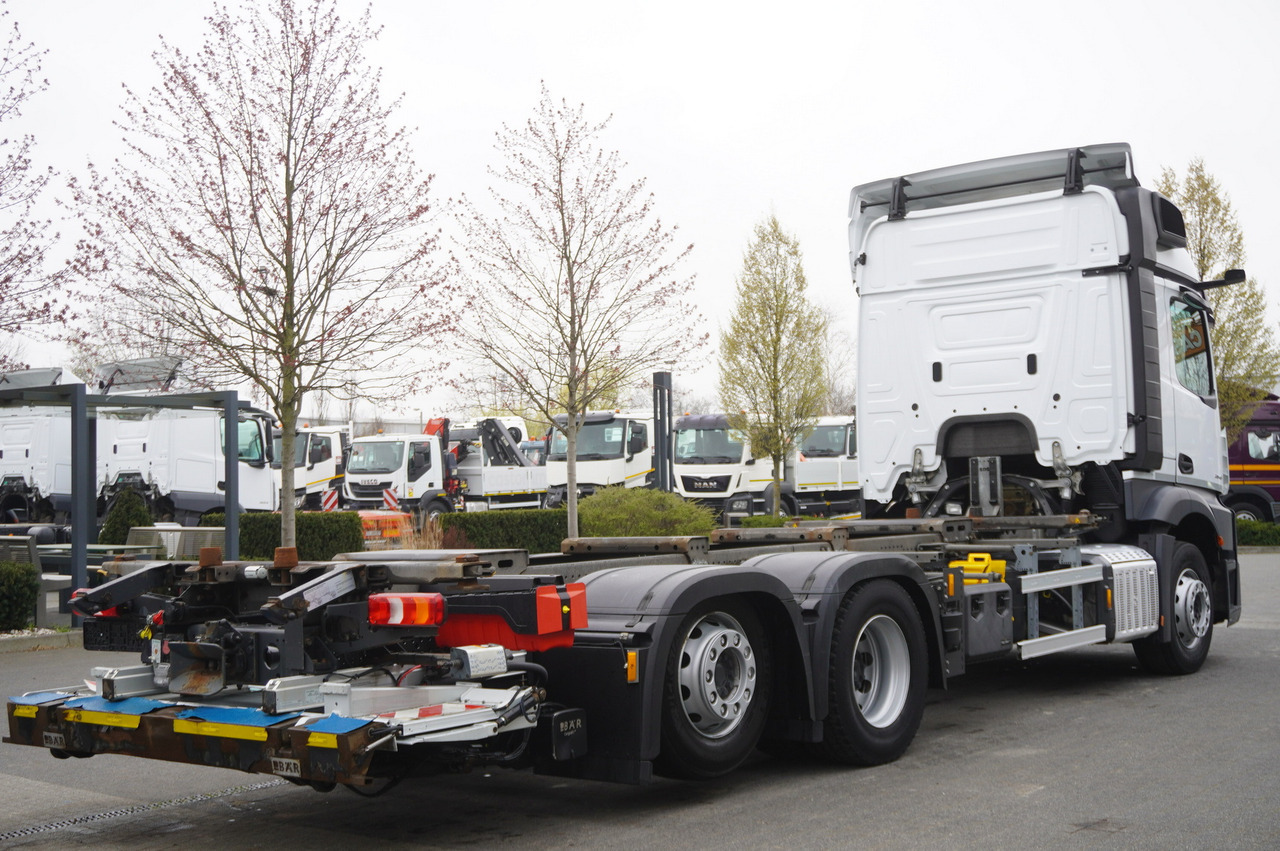 MERCEDES-BENZ Actros 2545 6×2 MP5 / ADR / several units - Camião transportador de contêineres/ Caixa móvel: foto 3 MERCEDES-BENZ Actros 2545 6×2 MP5 / ADR / several units - Camião transportador de contêineres/ Caixa móvel: foto 3
