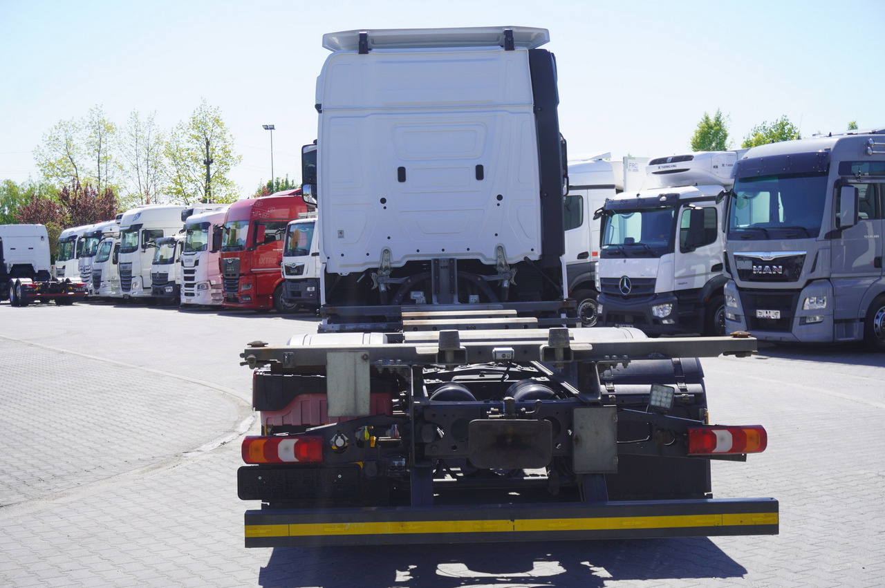 MERCEDES-BENZ Actros 2545 6×2 MP5 / FULL ADR / 12 units - Camião transportador de contêineres/ Caixa móvel: foto 5 MERCEDES-BENZ Actros 2545 6×2 MP5 / FULL ADR / 12 units - Camião transportador de contêineres/ Caixa móvel: foto 5