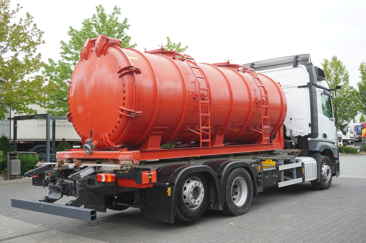 MERCEDES-BENZ Actros 2545 6 × 2 MP5 / NEW septic barrel 13000 L - Caminhão tanque: foto 4 MERCEDES-BENZ Actros 2545 6 × 2 MP5 / NEW septic barrel 13000 L - Caminhão tanque: foto 4