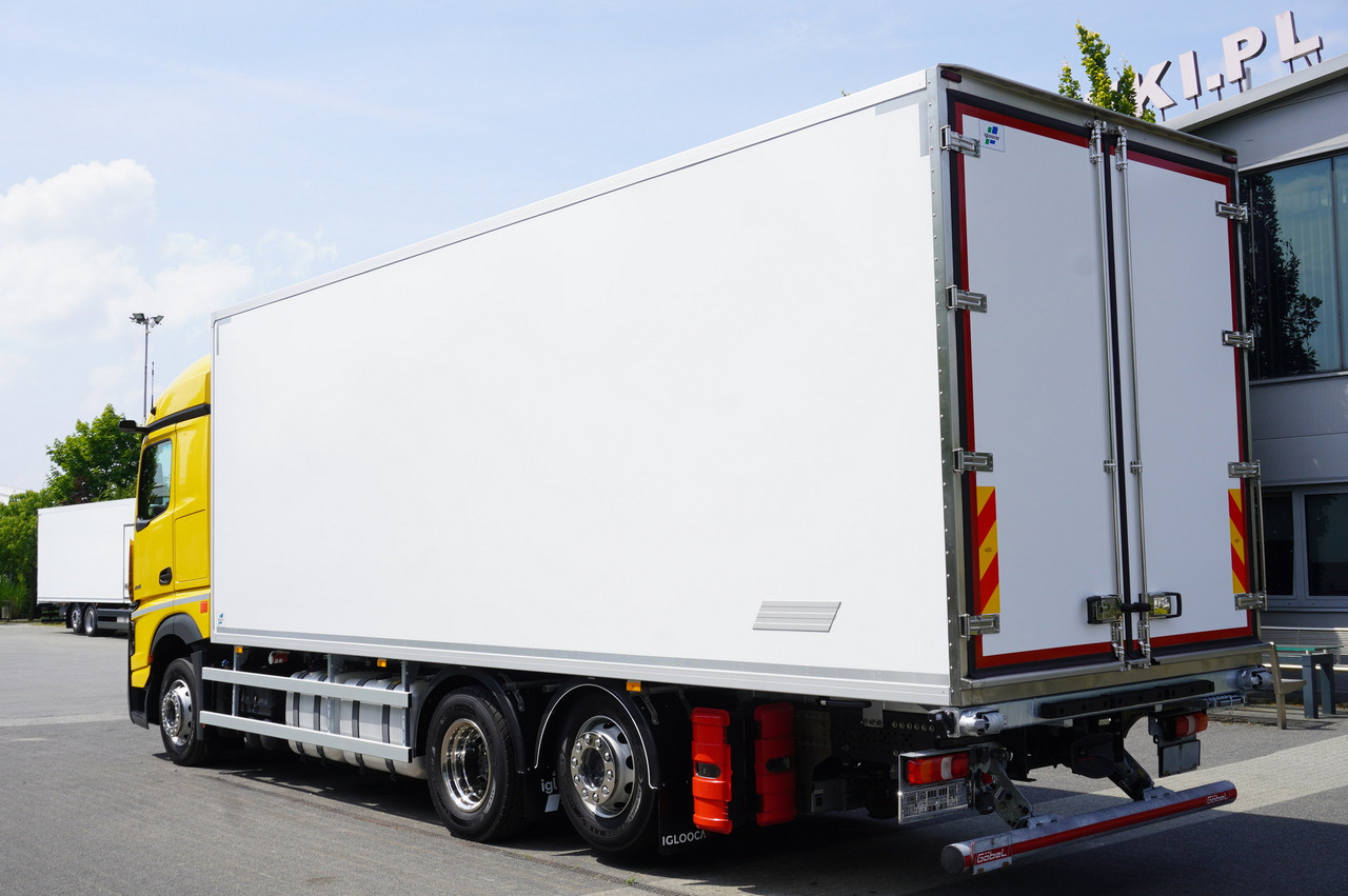 MERCEDES-BENZ Actros 2545 MP5 6×2 E6 / NEW Igloocar refrigerator / 19 pallets - Camião frigorífico: foto 3 MERCEDES-BENZ Actros 2545 MP5 6×2 E6 / NEW Igloocar refrigerator / 19 pallets - Camião frigorífico: foto 3