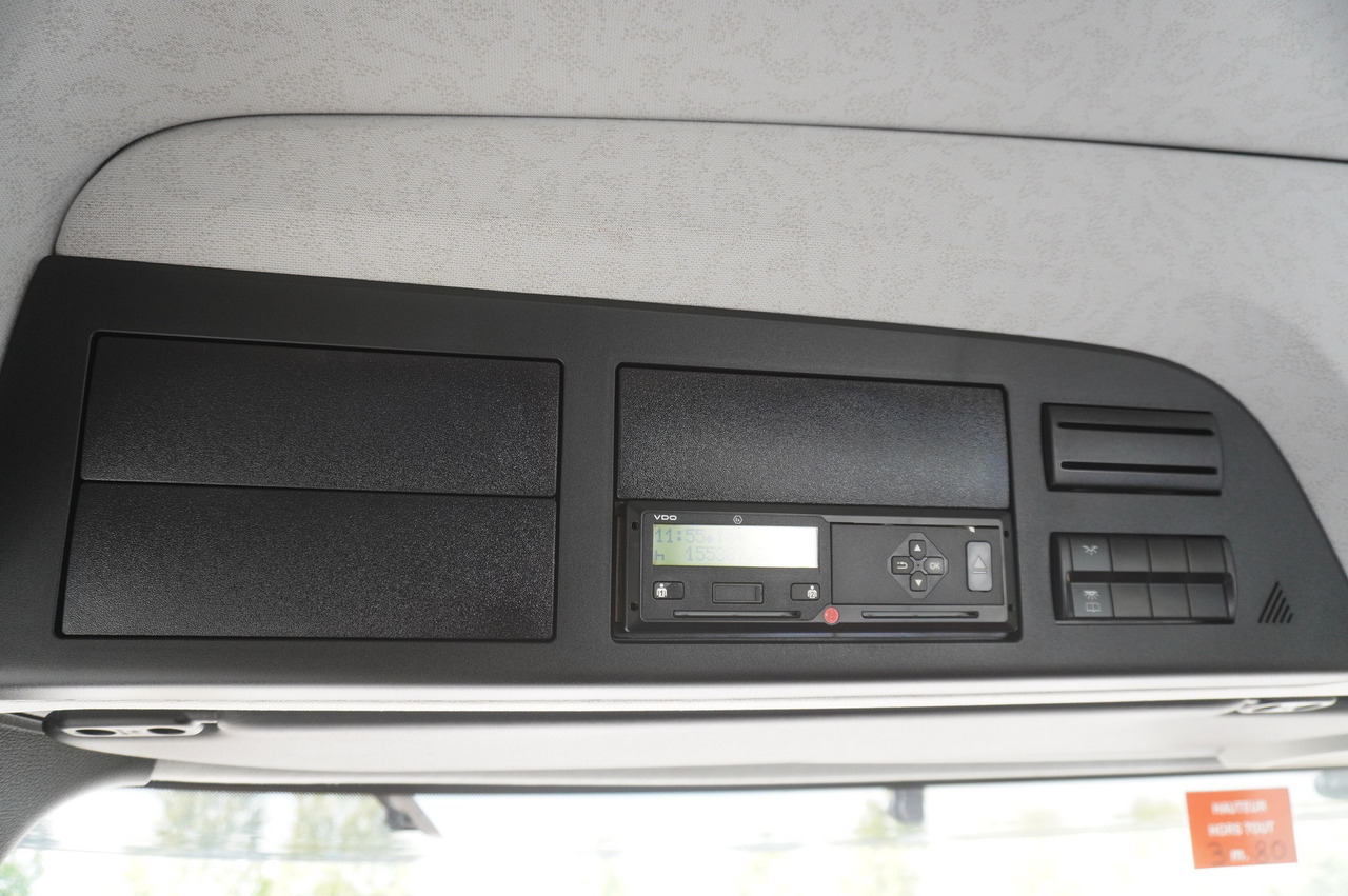 Camião grua MERCEDES-BENZ Arocs 2633 flatbed truck / Crane FASSI F155A.0.23 / REMOTE CONTROL / 230,000 km: foto 27