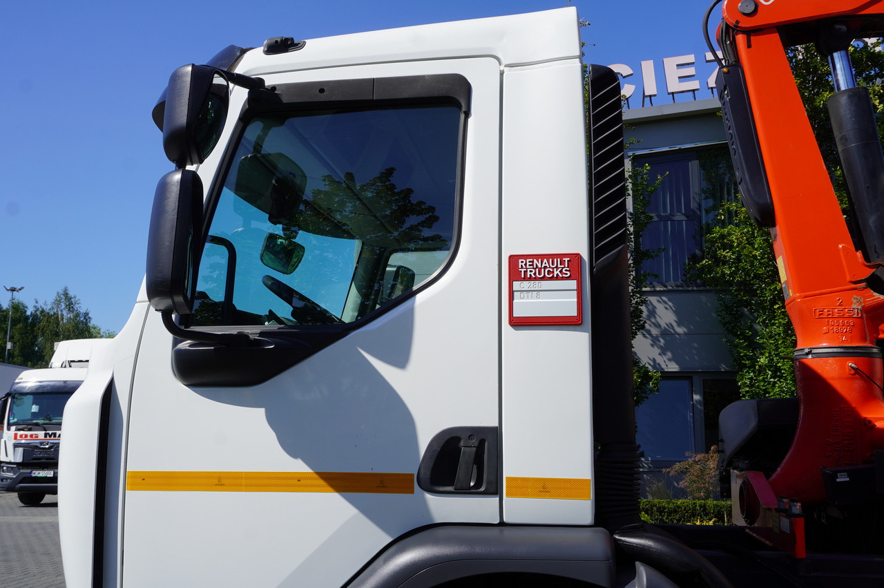 Camião grua RENAULT C280 DTI 8 / FASSI crane 5.6 T / range 8 m / Flatbed 15 EPAL: foto 14 Camião grua RENAULT C280 DTI 8 / FASSI crane 5.6 T / range 8 m / Flatbed 15 EPAL: foto 14