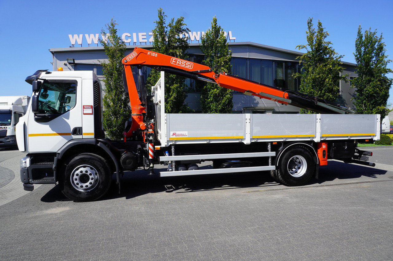 RENAULT C280 DTI 8 / FASSI crane 5.6 T / range 8 m / Flatbed 15 EPAL - Camião de caixa aberta/ Plataforma, Camião grua: foto 2 RENAULT C280 DTI 8 / FASSI crane 5.6 T / range 8 m / Flatbed 15 EPAL - Camião de caixa aberta/ Plataforma, Camião grua: foto 2