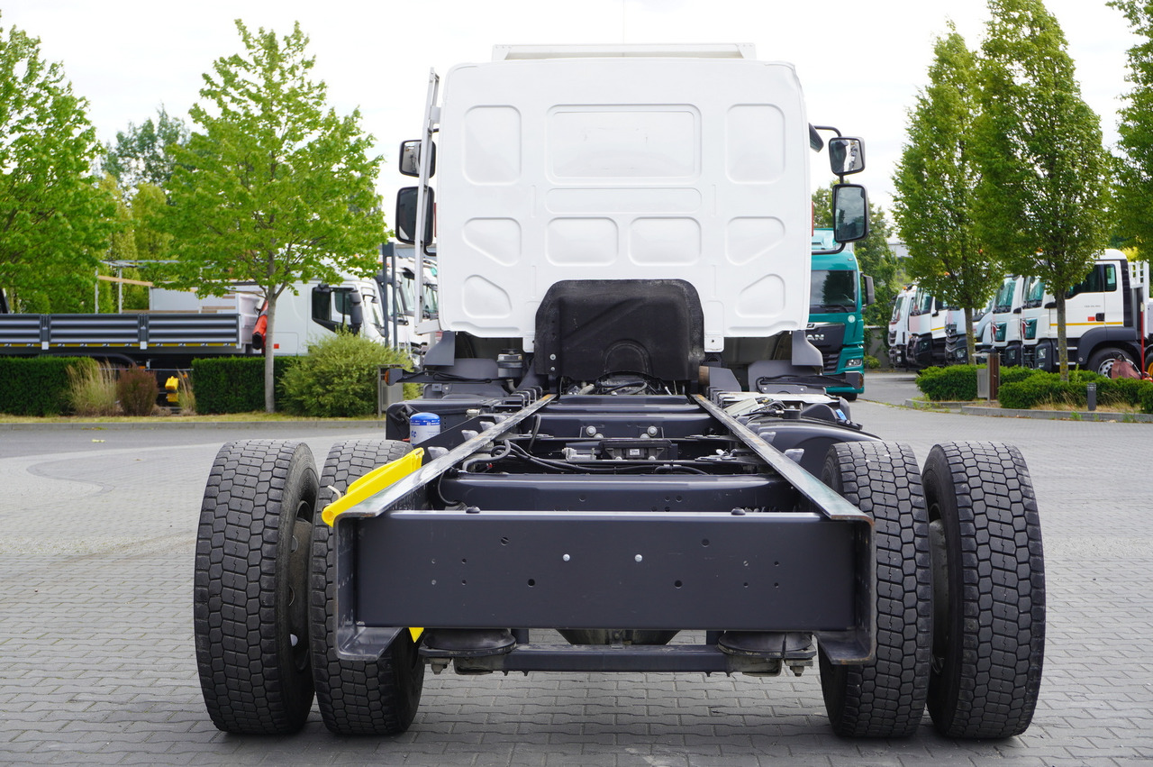 RENAULT D16 / Chassis 7.1 m / Differential lock - Camião chassi: foto 4 RENAULT D16 / Chassis 7.1 m / Differential lock - Camião chassi: foto 4