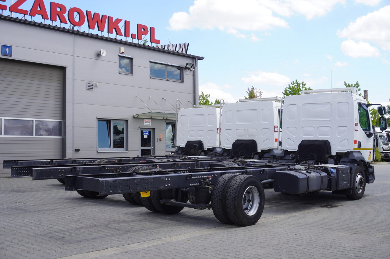 RENAULT D16 / Chassis 7.5 m / Differential lock / 170 tho. km / 3 units - Camião transportador de contêineres/ Caixa móvel: foto 3 RENAULT D16 / Chassis 7.5 m / Differential lock / 170 tho. km / 3 units - Camião transportador de contêineres/ Caixa móvel: foto 3
