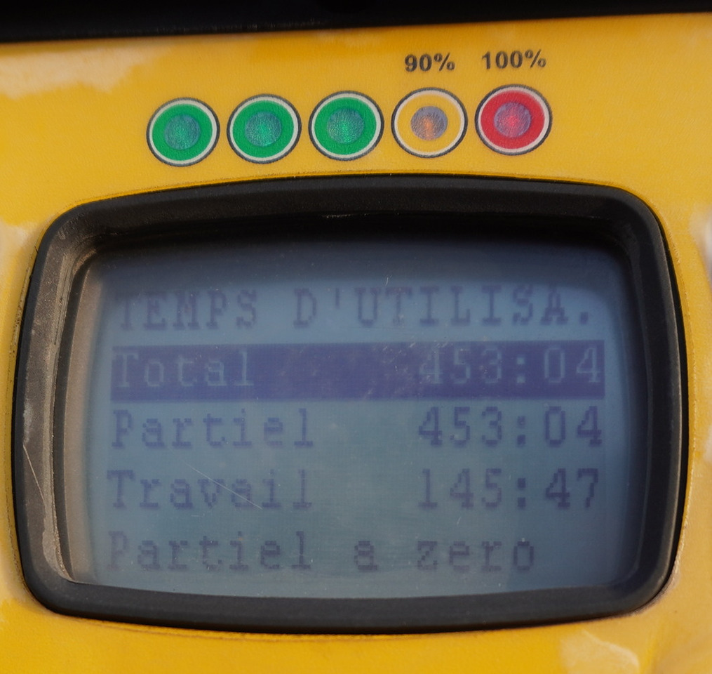 RENAULT RENAULT C320 P 4x2 / FASSI crane 6 T / 140 MTH!!! / range 10 m / Flatbed 15 EPAL / 52 tho. km!!! - Camião de caixa aberta/ Plataforma, Camião grua: foto 2 RENAULT RENAULT C320 P 4x2 / FASSI crane 6 T / 140 MTH!!! / range 10 m / Flatbed 15 EPAL / 52 tho. km!!! - Camião de caixa aberta/ Plataforma, Camião grua: foto 2