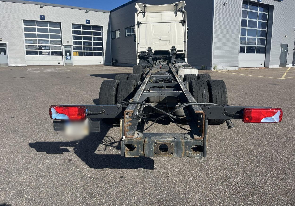 SCANIA R 540 B8x4NB / Truck chassis / Sleeper cab - Camião grua: foto 4 SCANIA R 540 B8x4NB / Truck chassis / Sleeper cab - Camião grua: foto 4