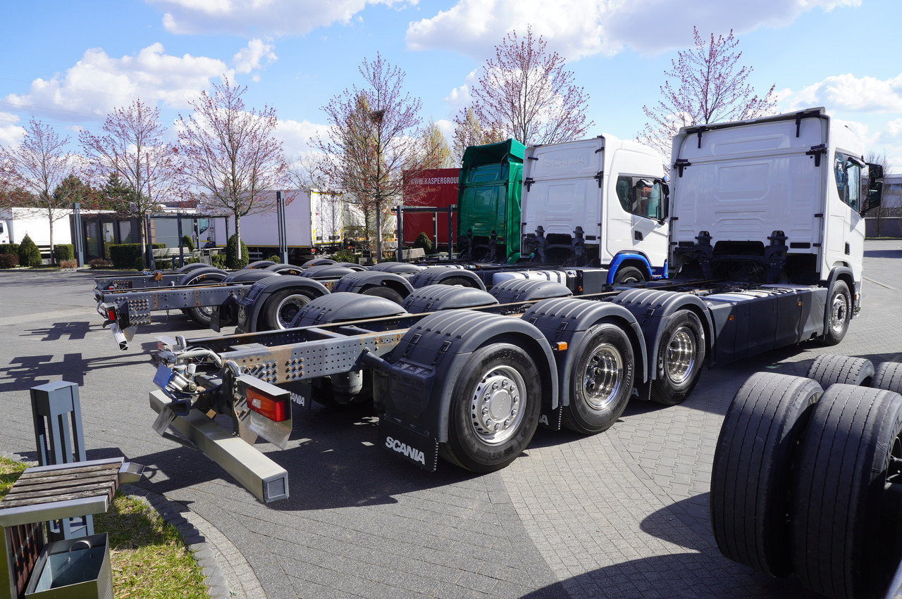 SCANIA R650 V8 / 650 HP/ frame 8.8 m / steered 4th axis / 20 units - Camião chassi: foto 5 SCANIA R650 V8 / 650 HP/ frame 8.8 m / steered 4th axis / 20 units - Camião chassi: foto 5