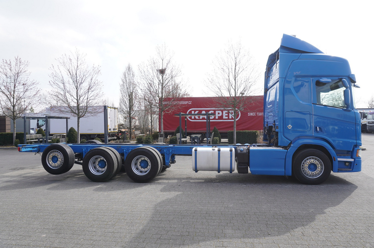 SCANIA R650 V8 / 650 HP/ frame 8.8 m / steered 4th axle - Camião chassi: foto 4 SCANIA R650 V8 / 650 HP/ frame 8.8 m / steered 4th axle - Camião chassi: foto 4