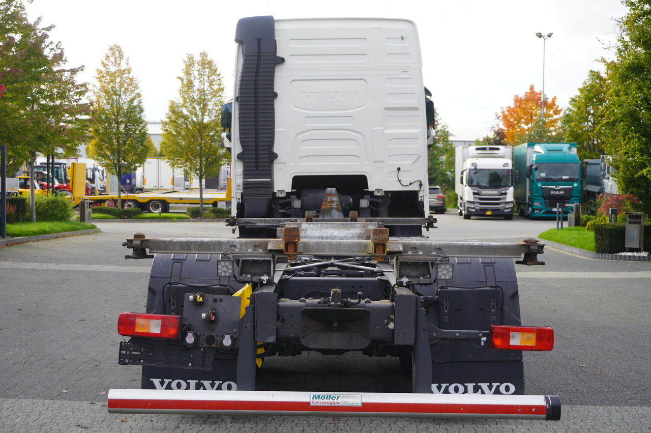 VOLVO FH 420 6x2 / BDF / 2022 - Camião transportador de contêineres/ Caixa móvel: foto 3 VOLVO FH 420 6x2 / BDF / 2022 - Camião transportador de contêineres/ Caixa móvel: foto 3