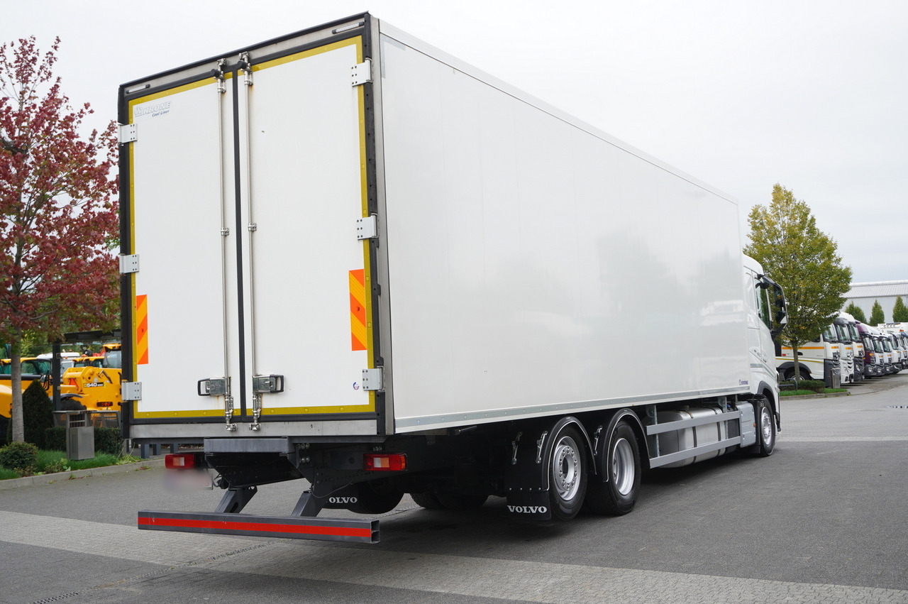 VOLVO FH 460 / Krone refrigerator 23 EPAL! / Carrier Supra 1250 MT Silent / Multitemperature / Steered axle - Camião frigorífico: foto 5 VOLVO FH 460 / Krone refrigerator 23 EPAL! / Carrier Supra 1250 MT Silent / Multitemperature / Steered axle - Camião frigorífico: foto 5