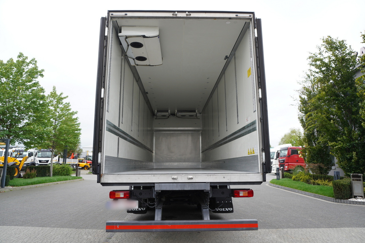VOLVO FH 460 / Krone refrigerator 23 EPAL! / Carrier Supra 1250 MT Silent / Multitemperature / Steered axle - Camião frigorífico: foto 4 VOLVO FH 460 / Krone refrigerator 23 EPAL! / Carrier Supra 1250 MT Silent / Multitemperature / Steered axle - Camião frigorífico: foto 4