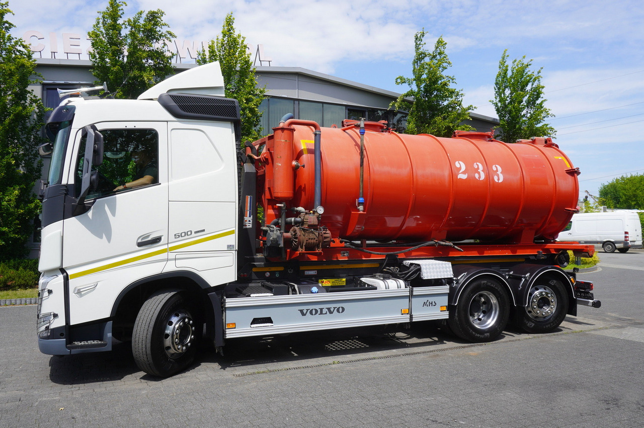 VOLVO Volvo FH 500 / Septic barrel 13000 l / Hook lift 21 t / 2022 / 3rd axle steered / 2 units - Cisterna de chorume: foto 4 VOLVO Volvo FH 500 / Septic barrel 13000 l / Hook lift 21 t / 2022 / 3rd axle steered / 2 units - Cisterna de chorume: foto 4