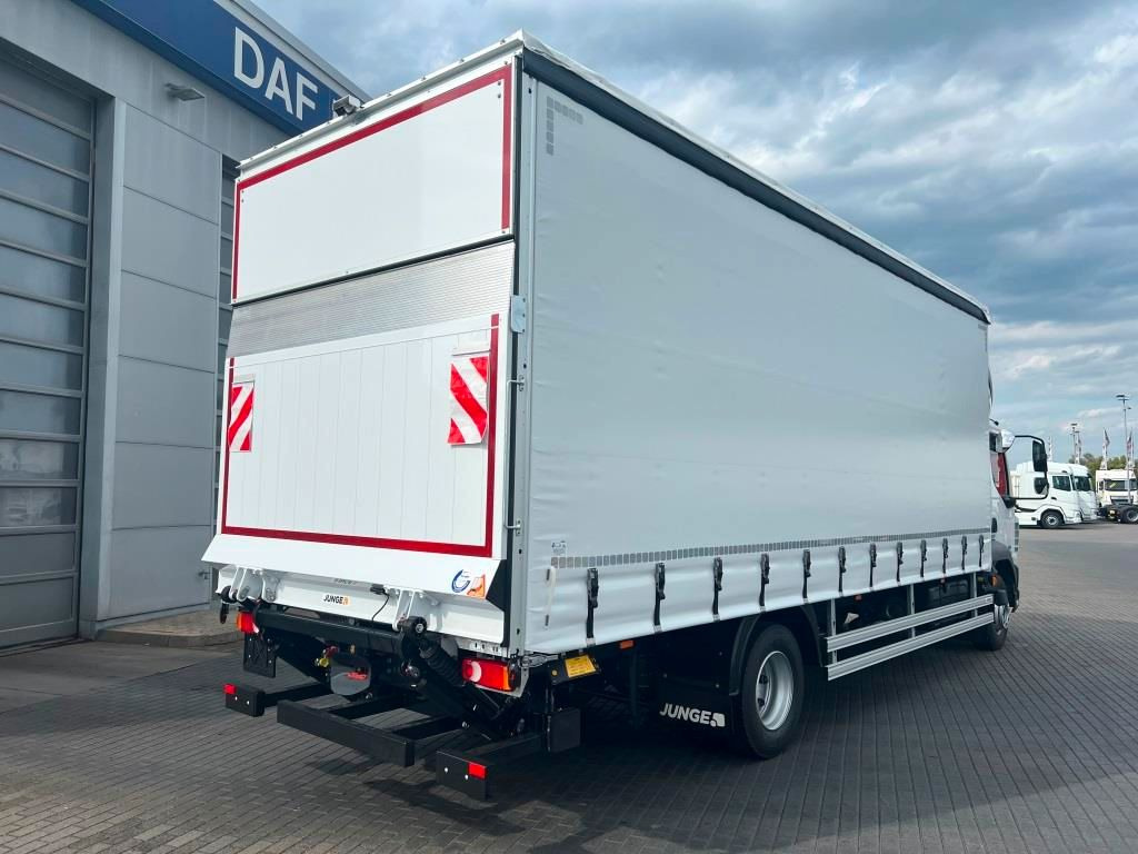 DAF XB 290 FA 16t Junge Curtainsider LBW 1.5 to. AHK - Camião de lona: foto 4 DAF XB 290 FA 16t Junge Curtainsider LBW 1.5 to. AHK - Camião de lona: foto 4