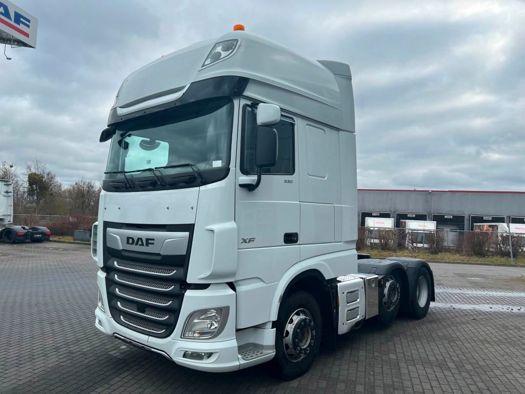 DAF XF 530 FTG 6x2 Retarder Liftlenkachse zZGG 64.5t - Tractor: foto 2 DAF XF 530 FTG 6x2 Retarder Liftlenkachse zZGG 64.5t - Tractor: foto 2