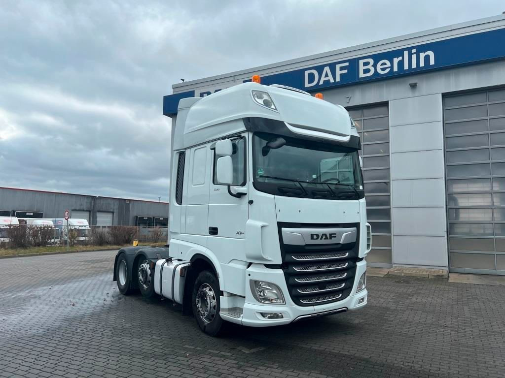DAF XF 530 FTG 6x2 Retarder Liftlenkachse zZGG 64.5t - Tractor: foto 1 DAF XF 530 FTG 6x2 Retarder Liftlenkachse zZGG 64.5t - Tractor: foto 1