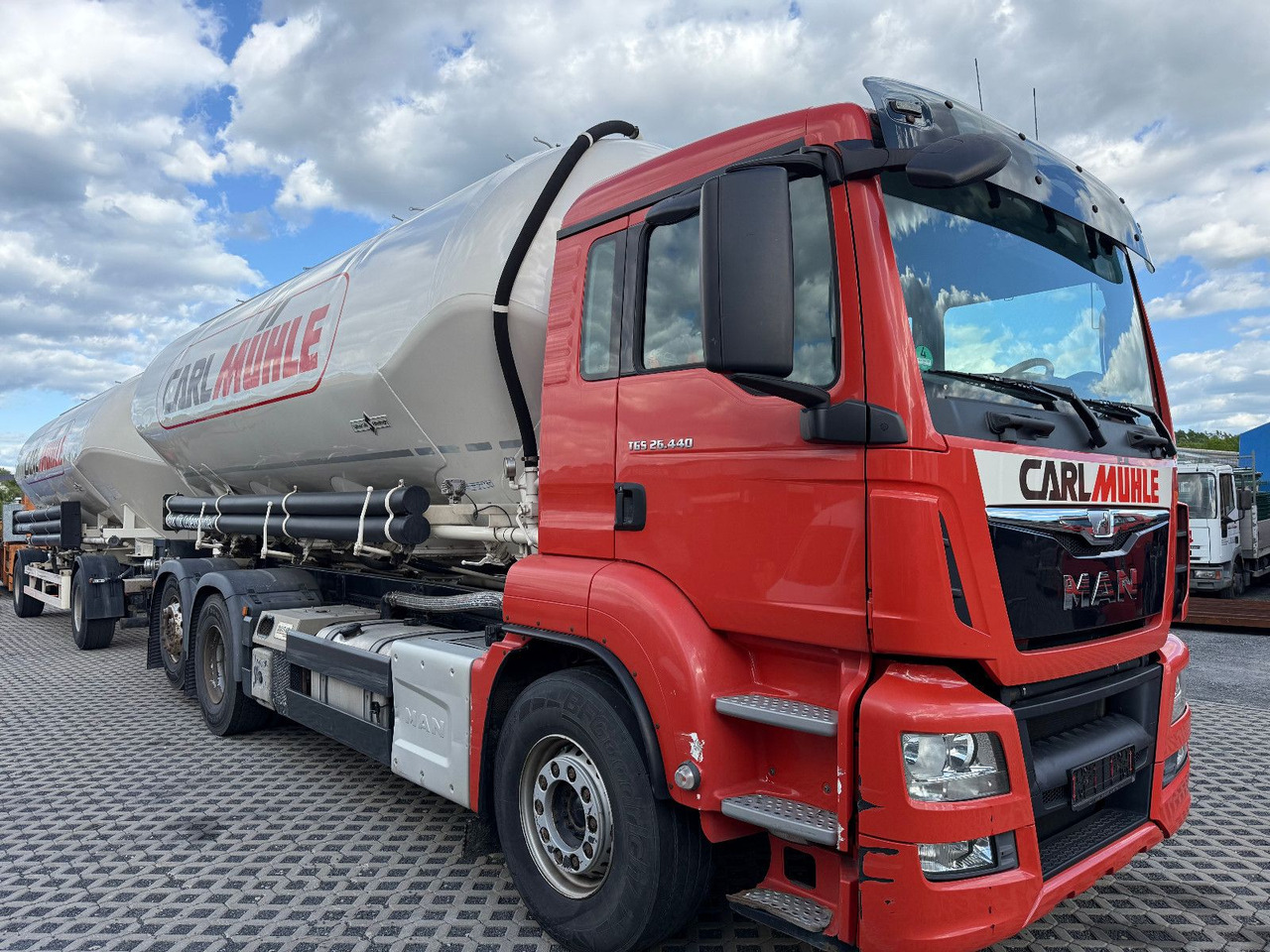 MAN TGS 26,440 Silo 31m³ Getreide Staub Rieselgüter - Caminhão limpa fossa: foto 3 MAN TGS 26,440 Silo 31m³ Getreide Staub Rieselgüter - Caminhão limpa fossa: foto 3