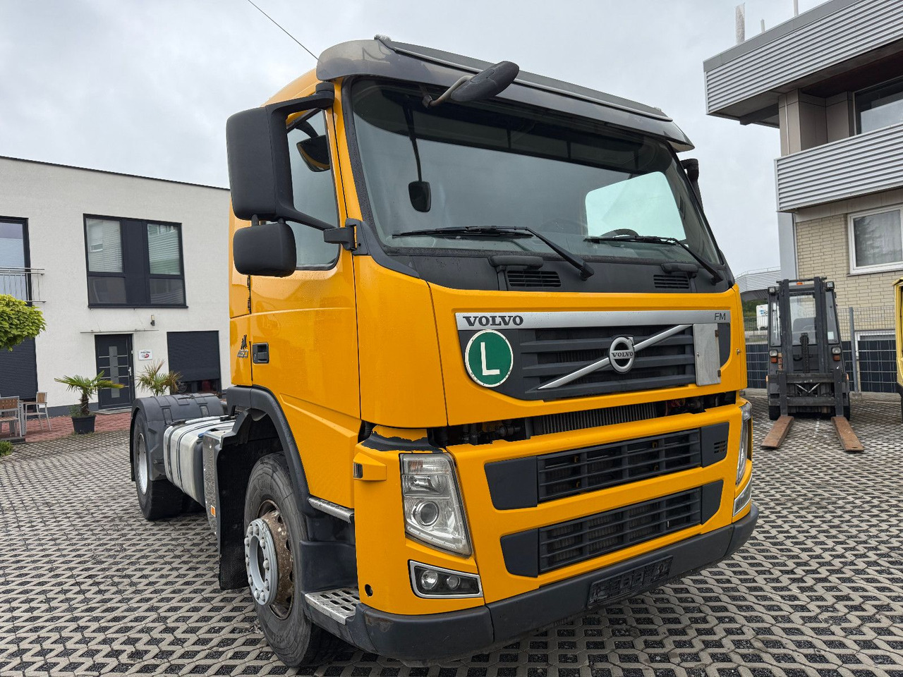 Volvo FM 450 Mit Kipphydraulik - Tractor: foto 1 Volvo FM 450 Mit Kipphydraulik - Tractor: foto 1