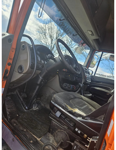 DAF XF 105 410 | 6X2 | Manual | Euro 5 | 10 Tyres - Camião chassi: foto 5 DAF XF 105 410 | 6X2 | Manual | Euro 5 | 10 Tyres - Camião chassi: foto 5