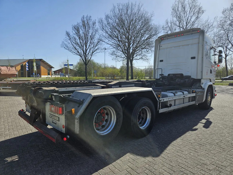 Scania R520 6X2 Retarder King o/t Road V8 - Camião transportador de contêineres/ Caixa móvel: foto 3 Scania R520 6X2 Retarder King o/t Road V8 - Camião transportador de contêineres/ Caixa móvel: foto 3