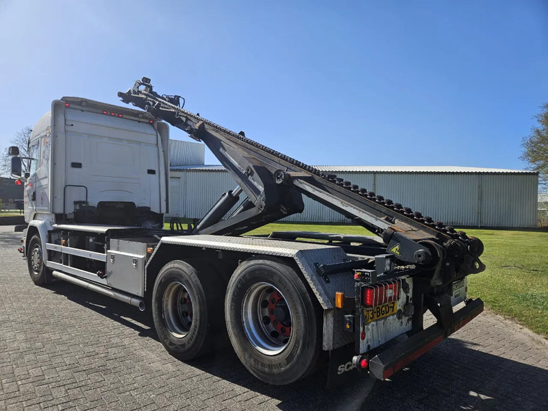 Scania R520 6X2 Retarder King o/t Road V8 - Camião transportador de contêineres/ Caixa móvel: foto 5 Scania R520 6X2 Retarder King o/t Road V8 - Camião transportador de contêineres/ Caixa móvel: foto 5